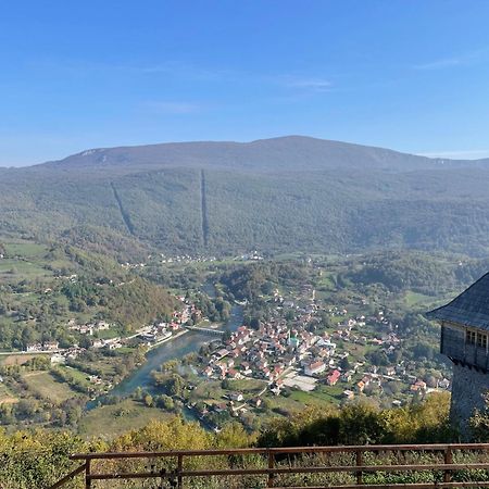 Domacinstvo Una-Ostrovica Kulen Vakuf Exterior foto
