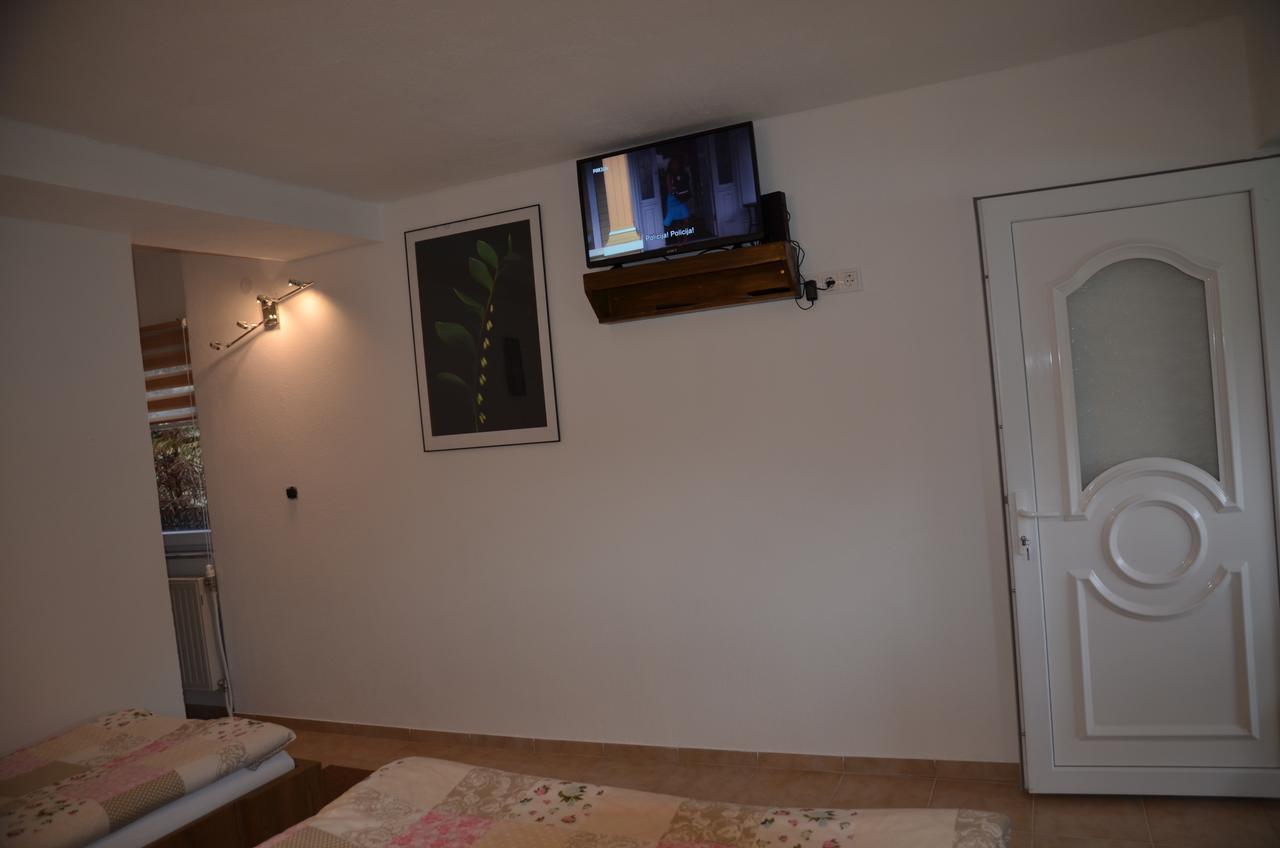 Domacinstvo Una-Ostrovica Kulen Vakuf Exterior foto